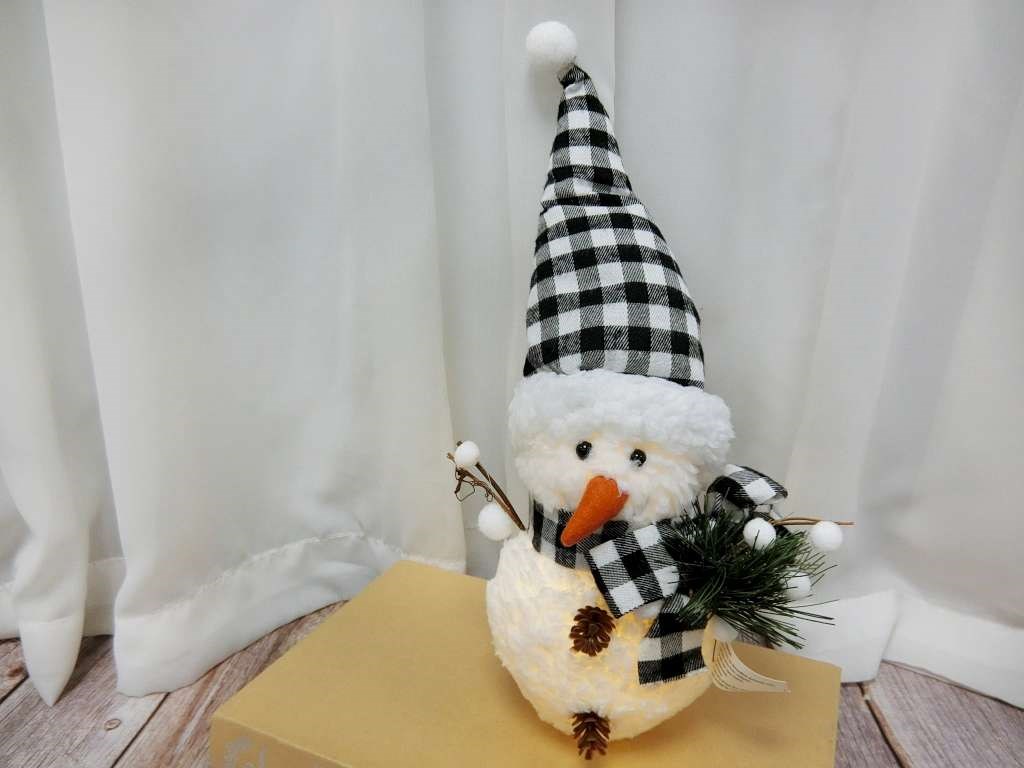XX0408010小雪人燈光28cm(黑格)