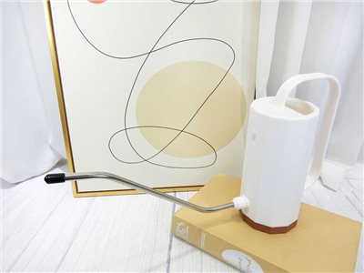 RP02塑膠水壺1.2L(401)白